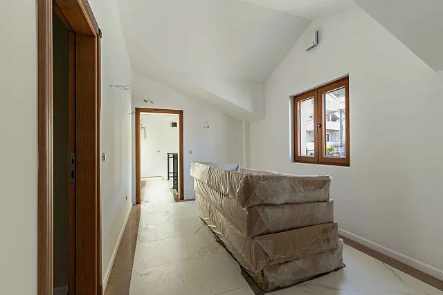 Eine luxuriöse dreistöckige Villa in erster Meereslinie in Kotor — photo 28